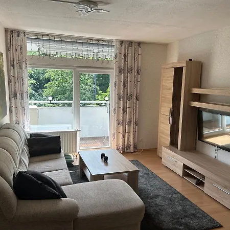 Wald-idyll: Urlaub Im Gruenen